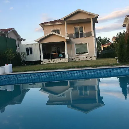 Lale Ev Villa *